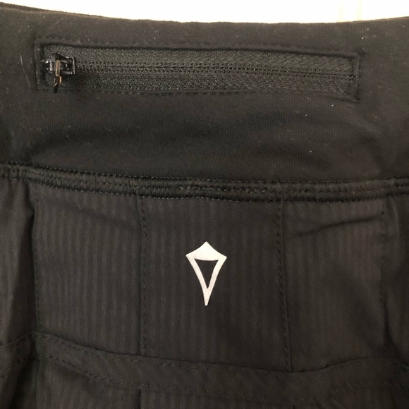 Ivivva by Lululemon Girls Ruffle Tennis Skirt Skort Black Size 8 - Picture 3 of 6